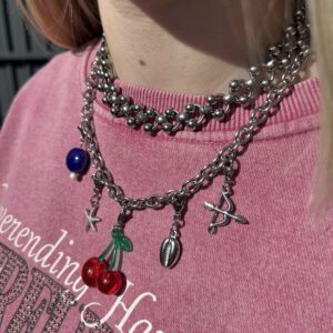 Conjunto de collar con charms